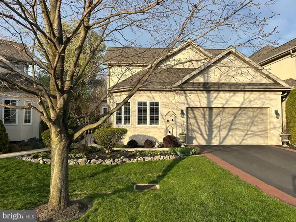 728 Woodfield Dr, LITITZ, PA 17543