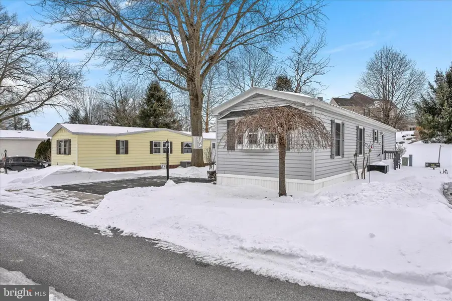 137-52 Meadow Valley Rd, Ephrata, PA 17522 - Image #2