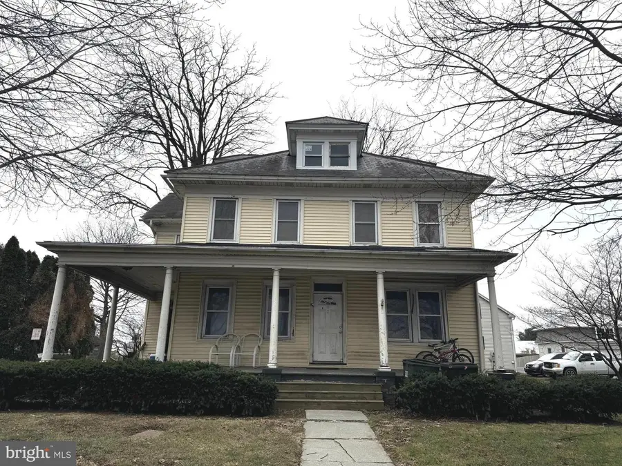 172-174 W Main St, Leola, PA 17540 - #3