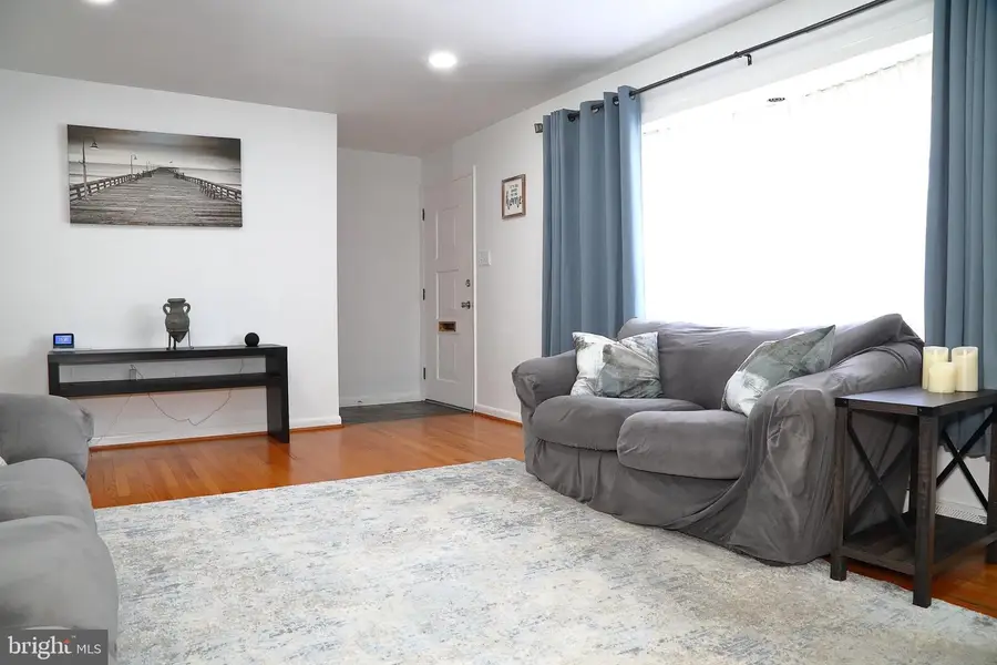 326 E Charlotte St, Millersville, PA 17551 - #2