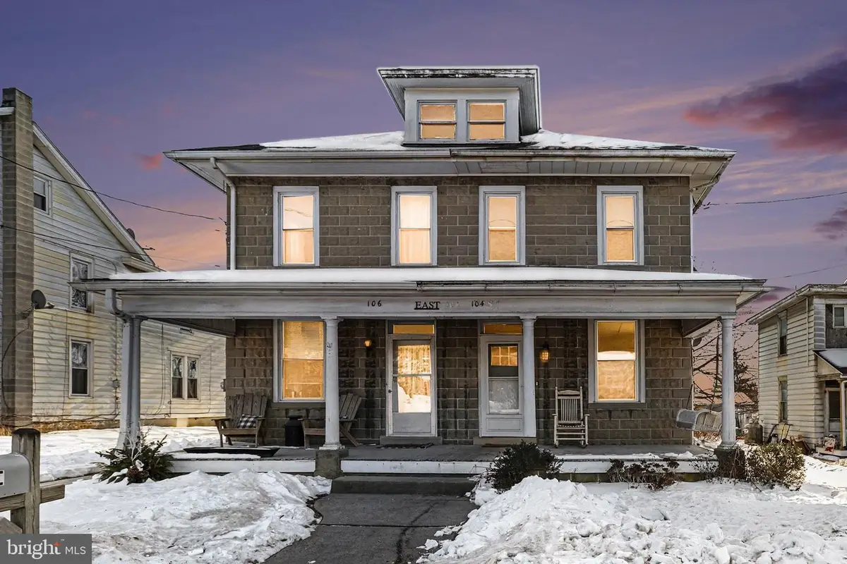 104 E Harrisburg Ave, Elizabethtown, PA 17022 - #1