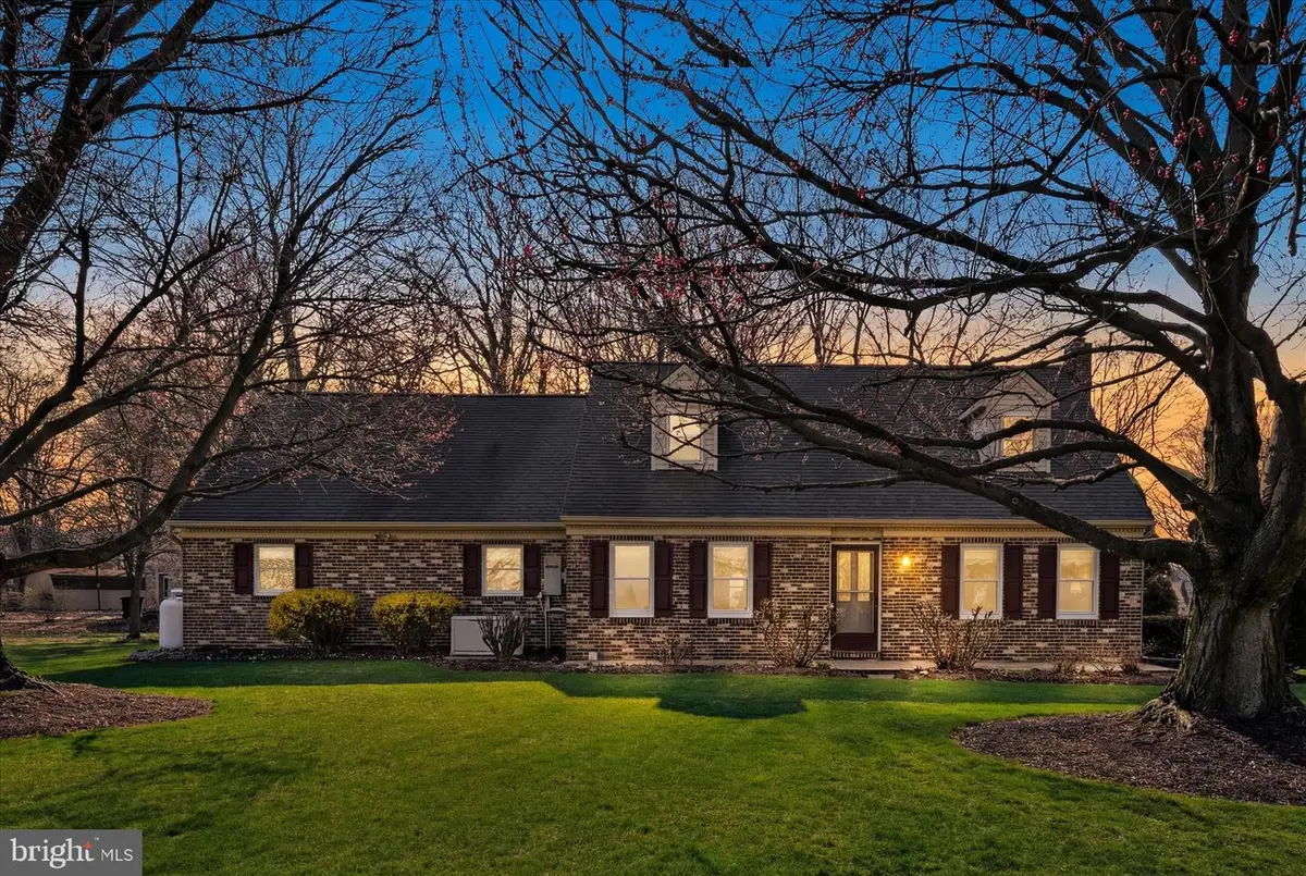 525 Hackman Rd, Lititz, PA 17543 - #1