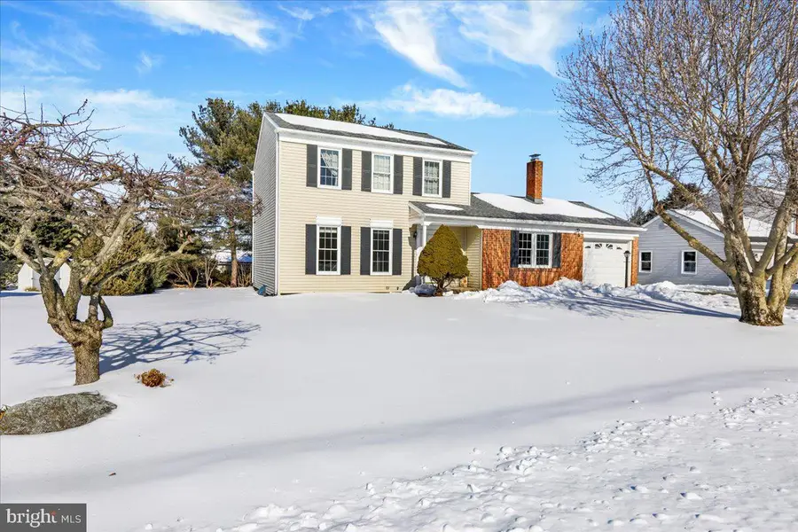 2439 Cypress Dr, Lancaster, PA 17602 - Image #3