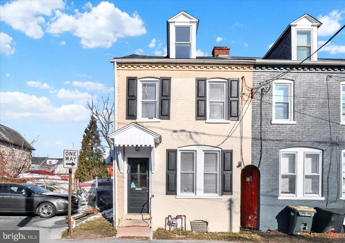 623 Bay St, Lancaster, PA 17603 - #1