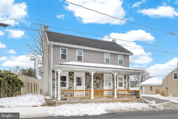 6111-15 Lemon St, EAST PETERSBURG, PA 17520