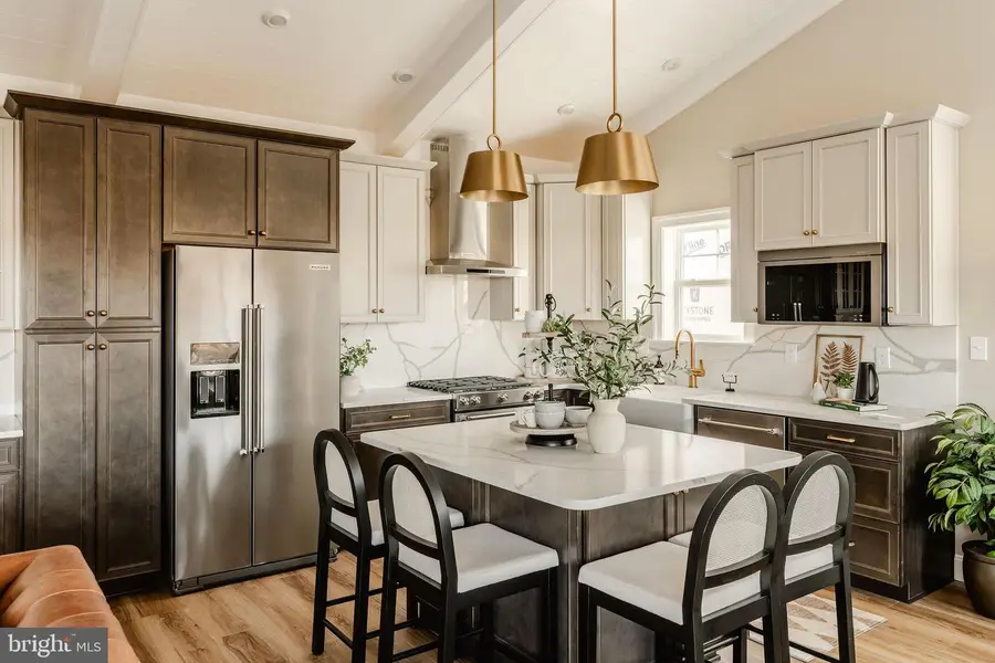 1229 Hershey Ln #crestwood, Lancaster, PA 17601 - Image #2