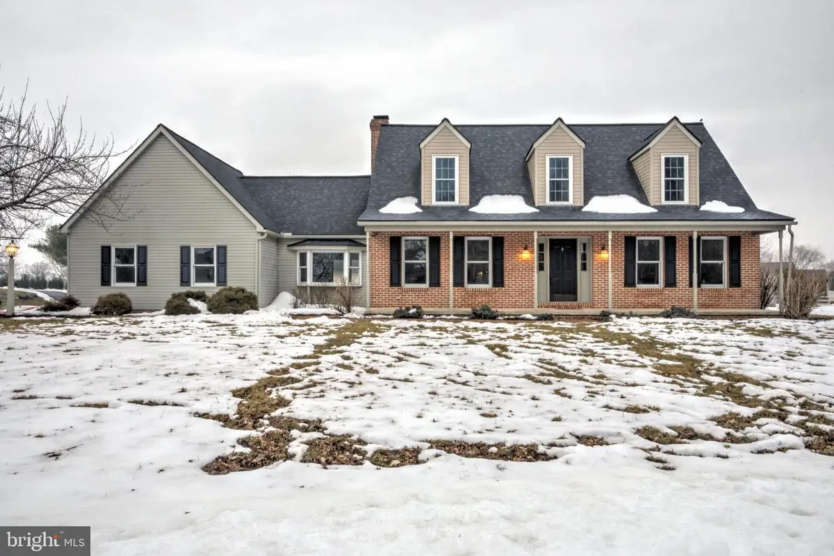 152 Kings Gate Dr, Lititz, PA 17543 - #1