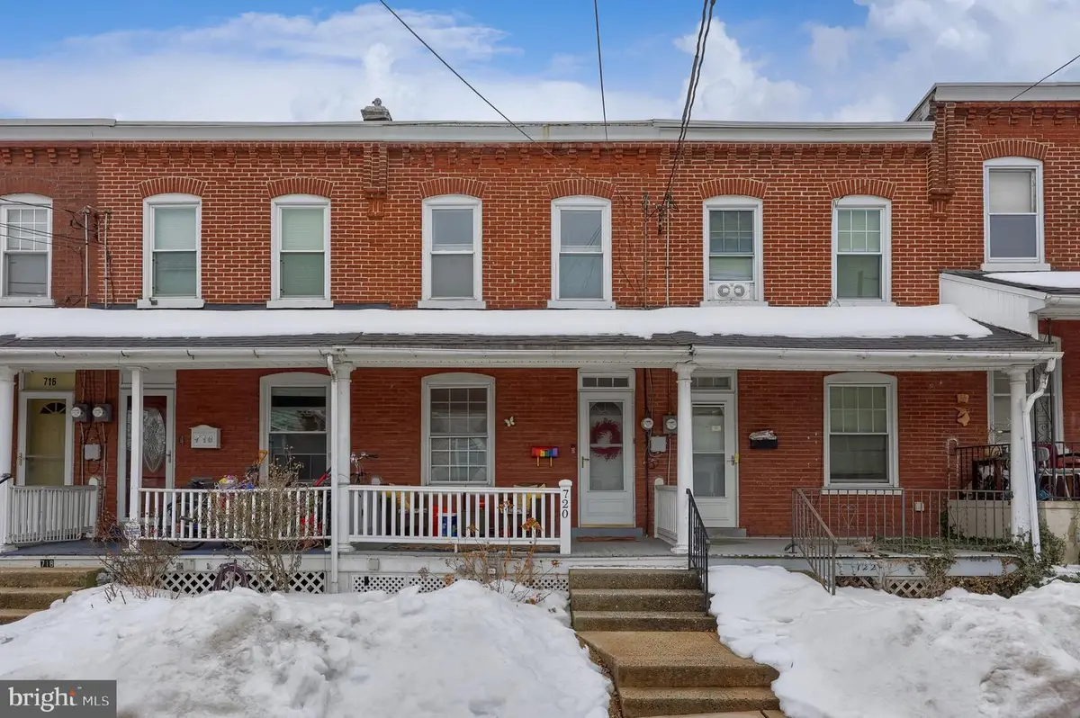 720 5th St, Lancaster, PA 17603 - #1