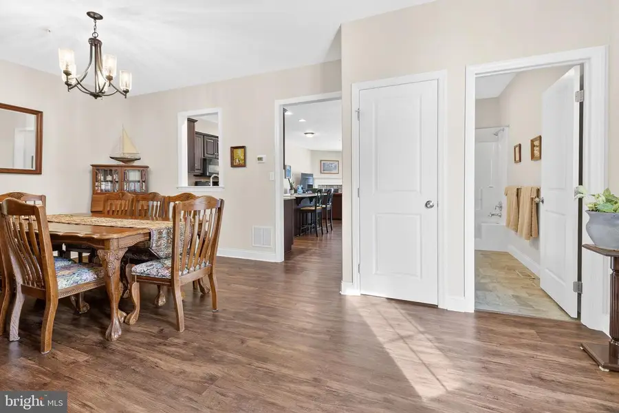 637 Lititz Reserve Ln, Lititz, PA 17543 - #2