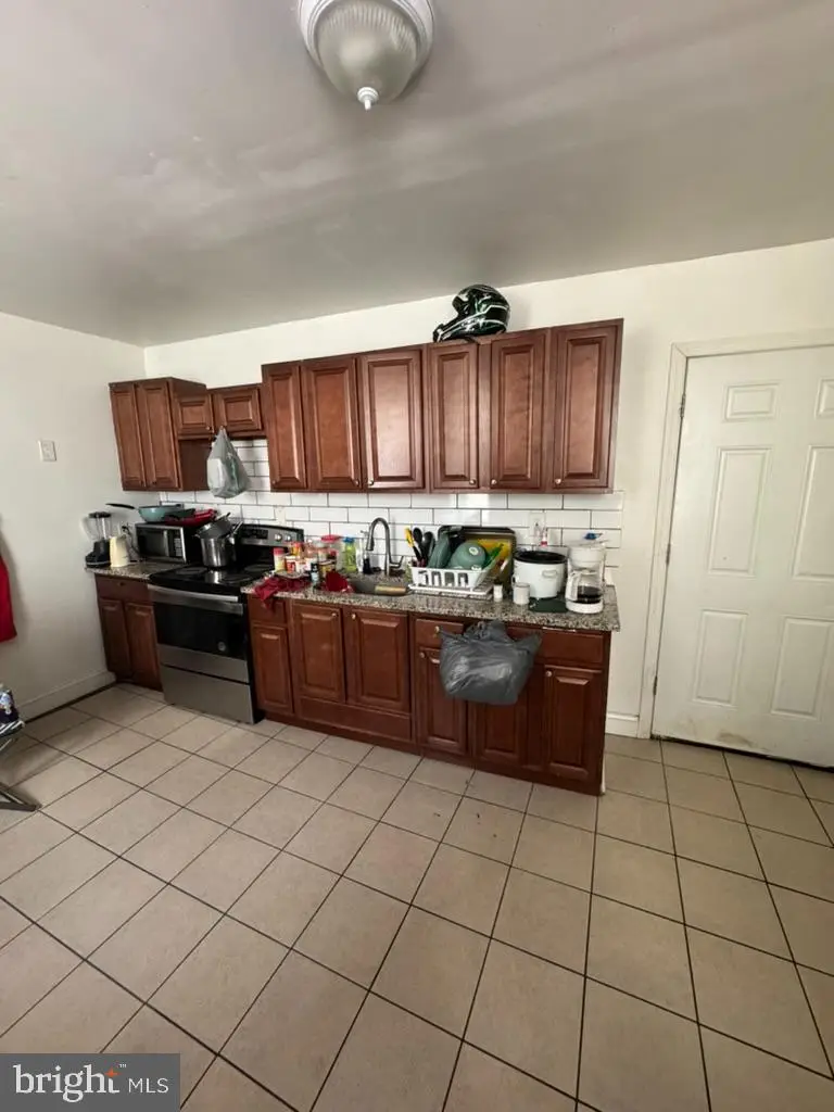 52 Old Dorwart St, Lancaster, PA 17603 - #2