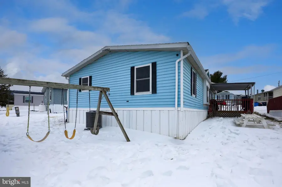 16 Terrie Ln, East Earl, PA 17519 - #2