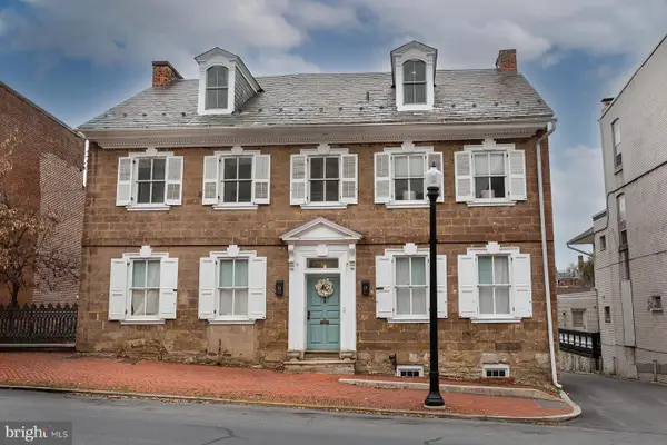 323 W King St, LANCASTER, PA 17603