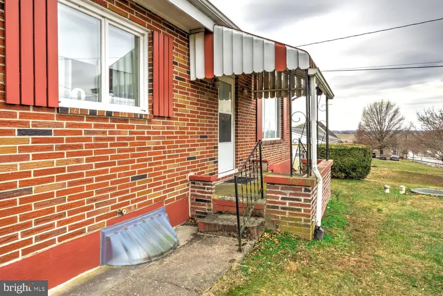 3928 Oregon Pike, Ephrata, PA 17522 - #3