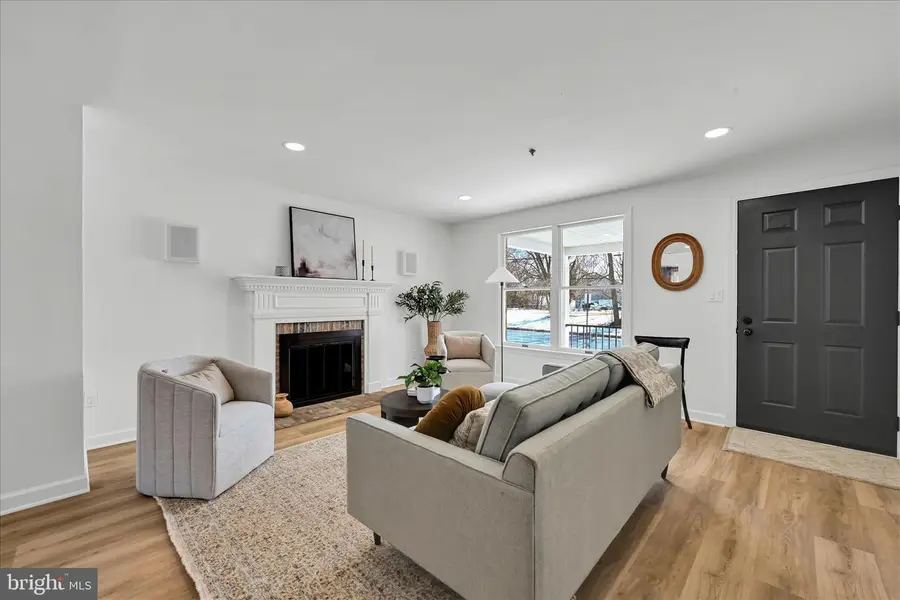 1015 E Walnut St, Lancaster, PA 17602 - #3