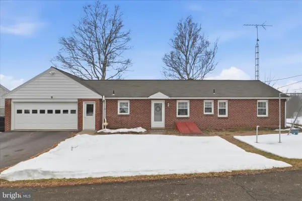 9 Ridge View Dr, PEQUEA, PA 17565
