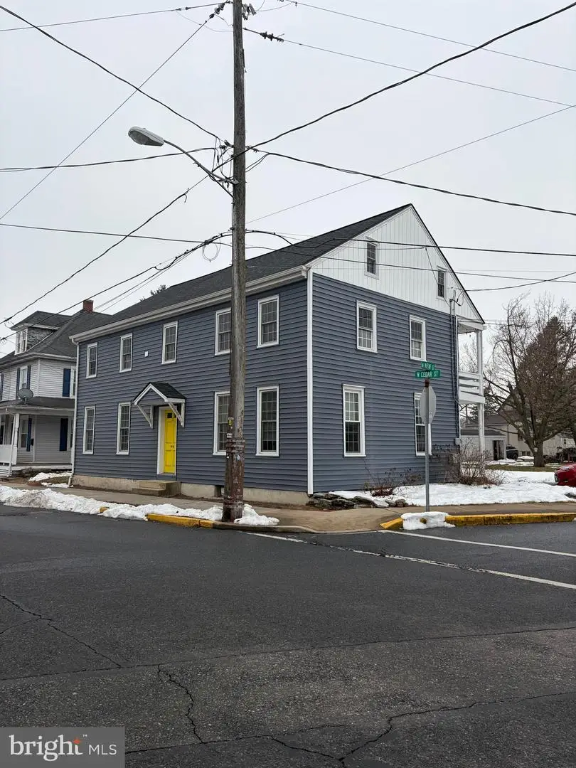 146 N Cedar St, Lititz, PA 17543 - #2