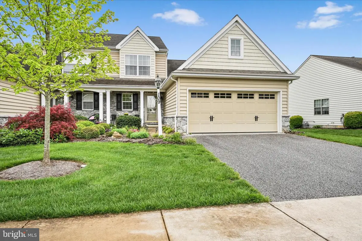 109 Waypoint Dr, Lancaster, PA 17603 - #1