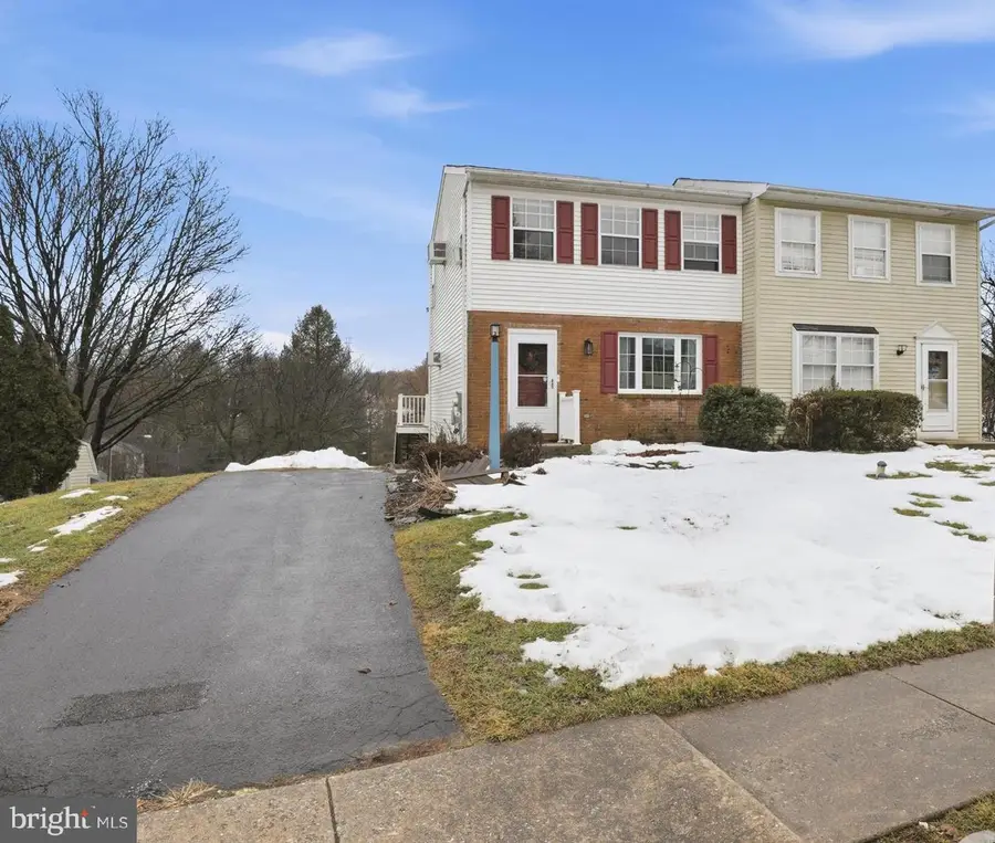 1098 Monticello Ln, Lancaster, PA 17603 - #2