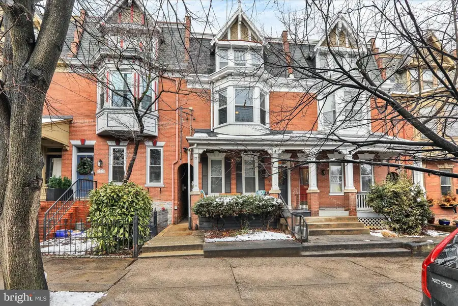 607 W Chestnut St, Lancaster, PA 17603 - #2