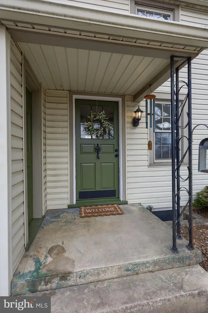 1297 Graystone Rd, Manheim, PA 17545 - #2
