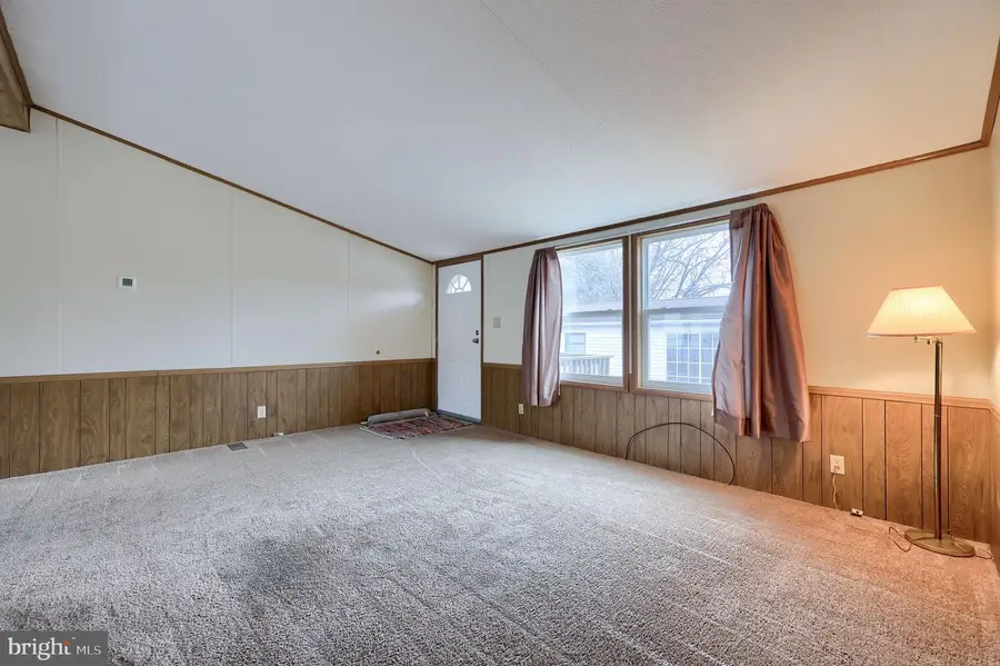 205 Greyfield Dr, Lancaster, PA 17603 - #3