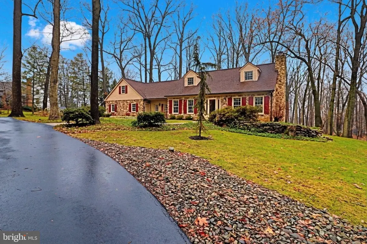 121 Angela Dr, New Holland, PA 17557 - #1