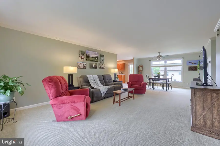 3949 Birchwood Ln, Columbia, PA 17512 - #2