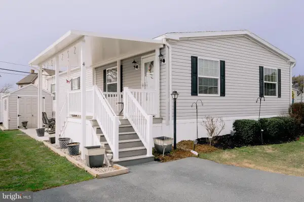 4 Janis Rd, GORDONVILLE, PA 17529