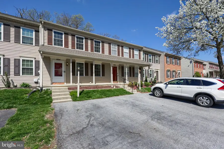 604 Rockwood Dr, Elizabethtown, PA 17022 - #3