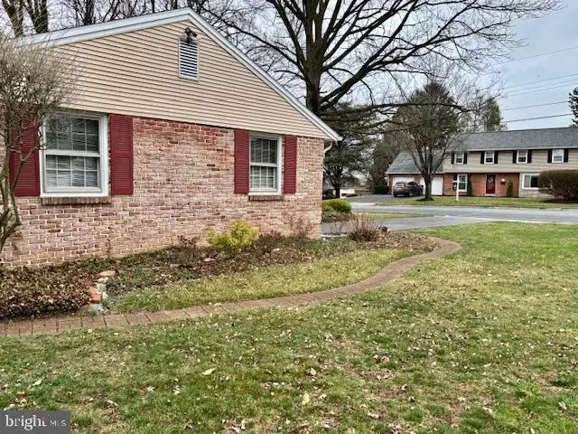 229 Pleasant View Dr, Strasburg, PA 17579 - #3