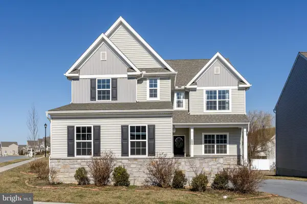 586 Stockdale Dr, LANCASTER, PA 17601