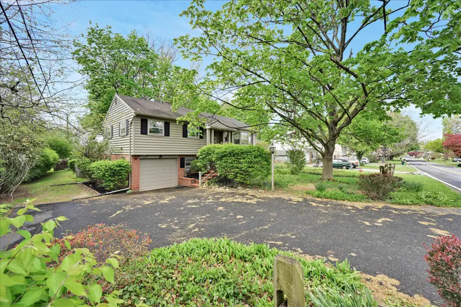 3206 Nolt Rd, Lancaster, PA 17601 - #2