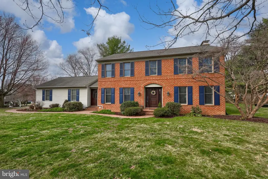 131 Milton Cir, Lititz, PA 17543 - #2