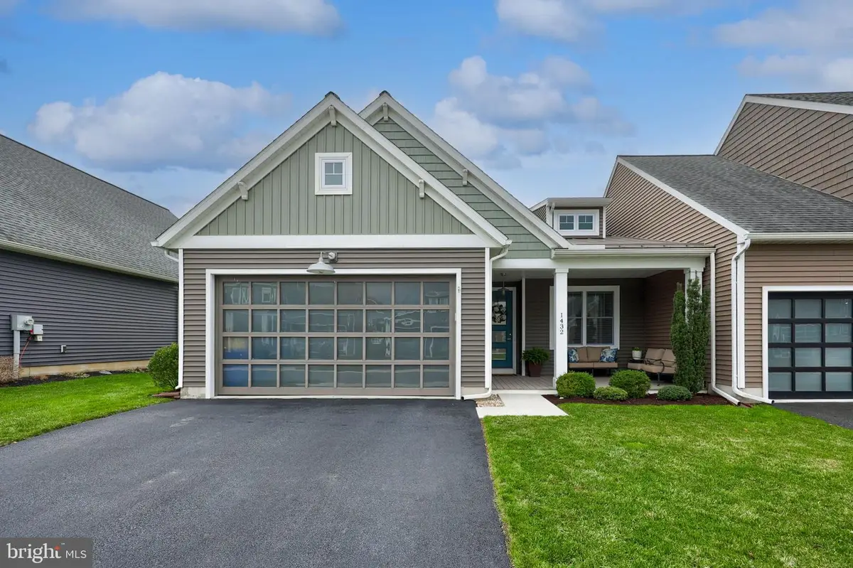 1432 Willow Creek Dr, Mount Joy, PA 17552 - #1