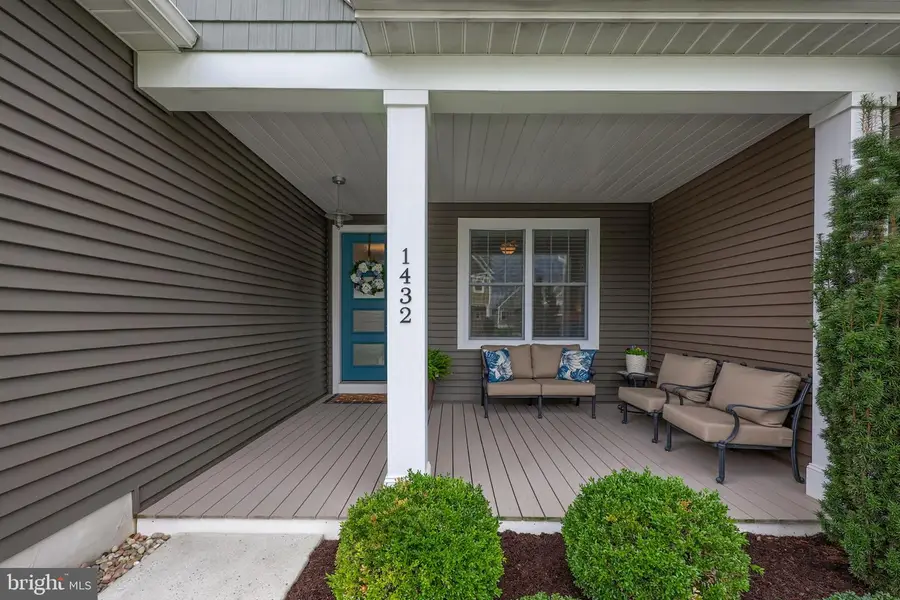 1432 Willow Creek Dr, Mount Joy, PA 17552 - #2