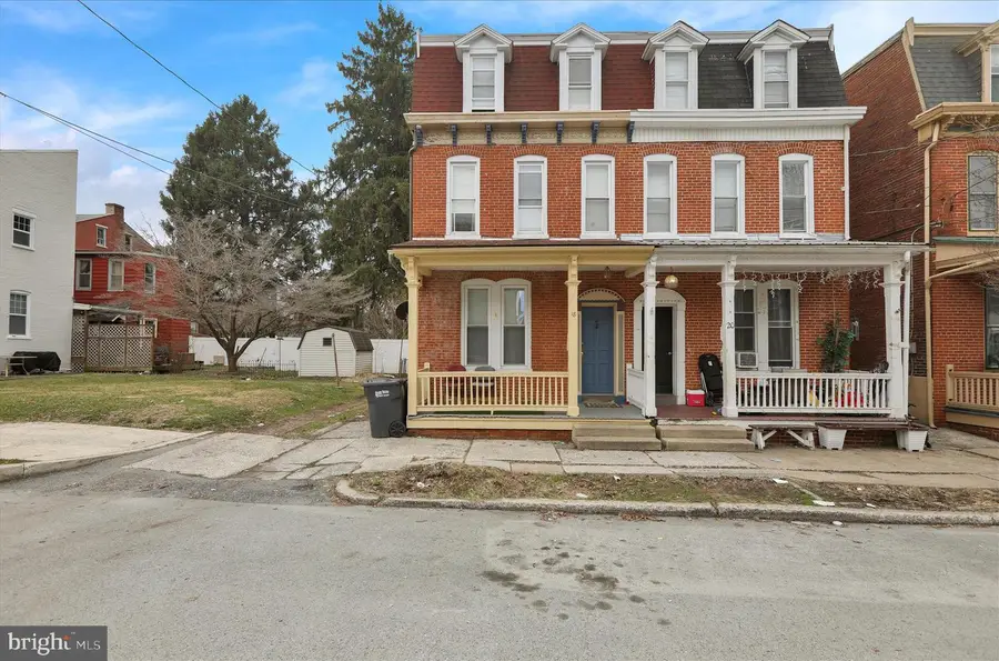 20 N 7th St, Columbia, PA 17512 - #2