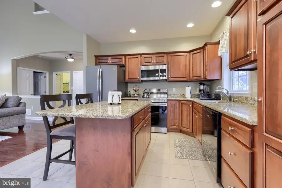 14 Chamberlain Ln, Millersville, PA 17551 - #3