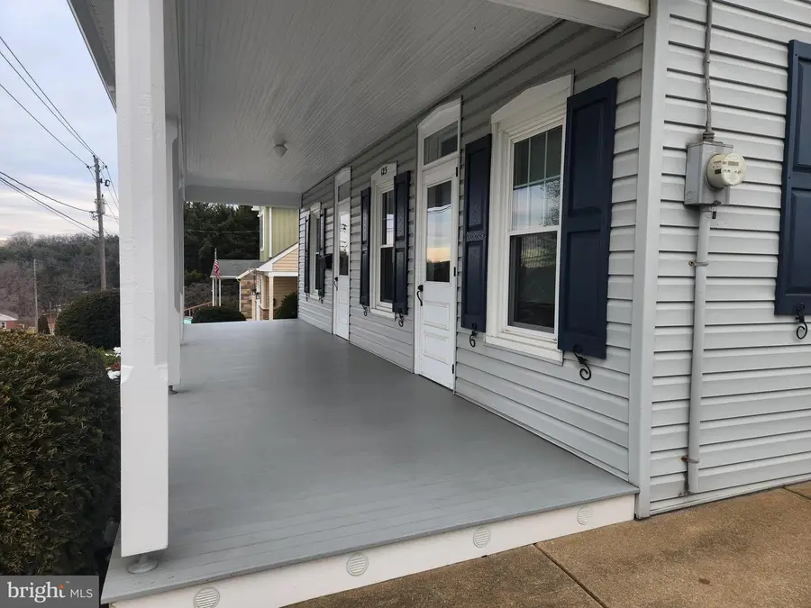 123 N 11th St, Akron, PA 17501 - #2