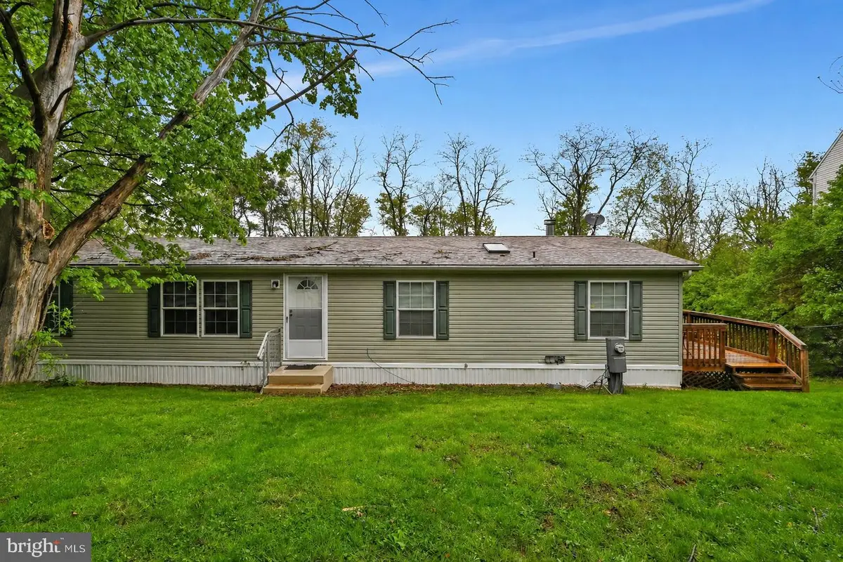 902 Ivy Ln, Ephrata, PA 17522 - #1