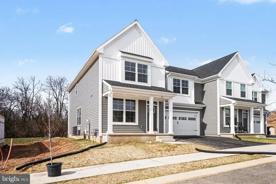 103 Brookfield Dr, Elizabethtown, PA 17022 - #2