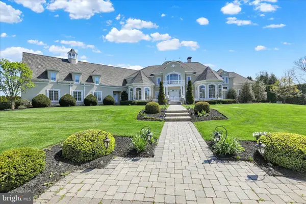 1000 Bluestone Dr, LITITZ, PA 17543