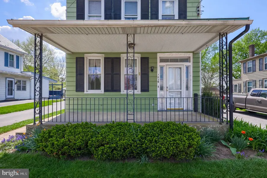 107 E Main St, Terre Hill, PA 17581 - #2