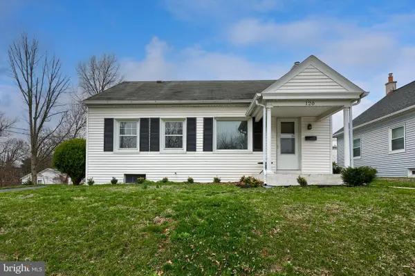 120 N Locust St, ELIZABETHTOWN, PA 17022