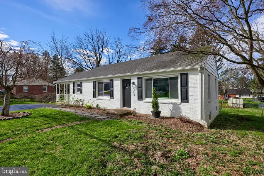 314 Dahlia Rd, Lancaster, PA 17602 - #3