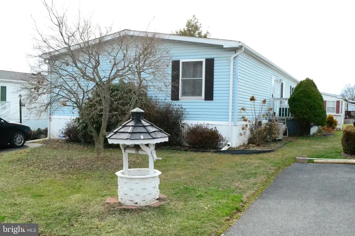 105 Bridlewood Ct S, Lancaster, PA 17603 - #1