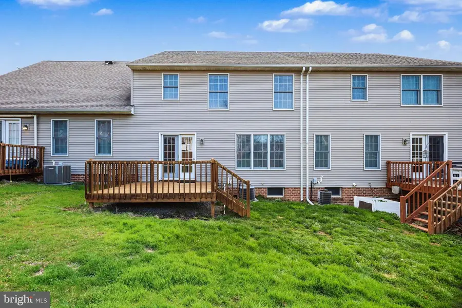 476 Hillside Dr, Mountville, PA 17554 - #3