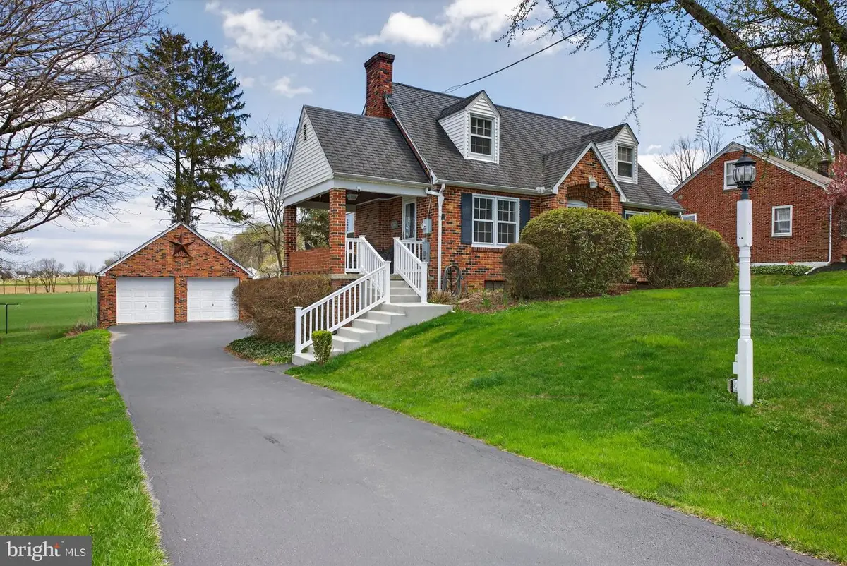 575 Church St, Landisville, PA 17538 - #1