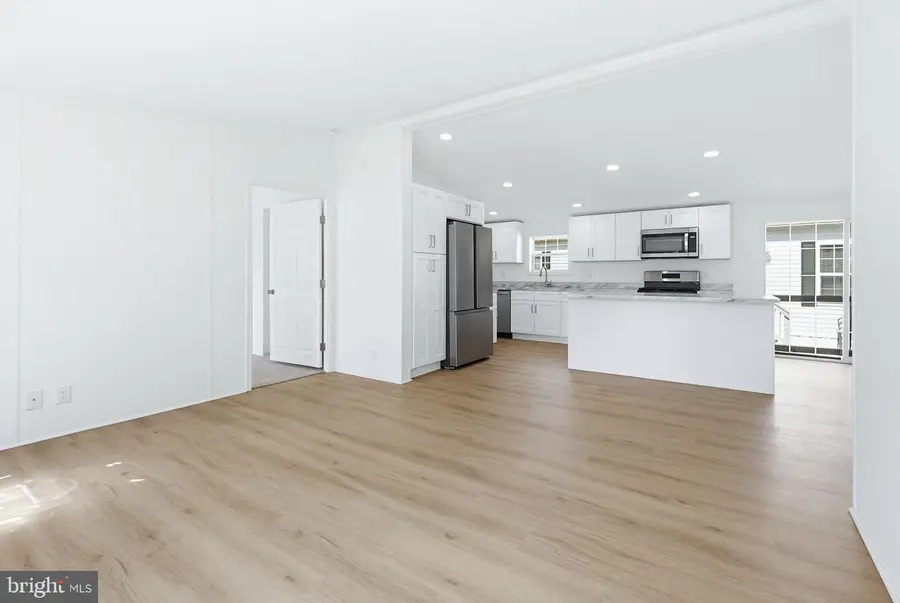 126 Madge Dr, Lancaster, PA 17603 - #3