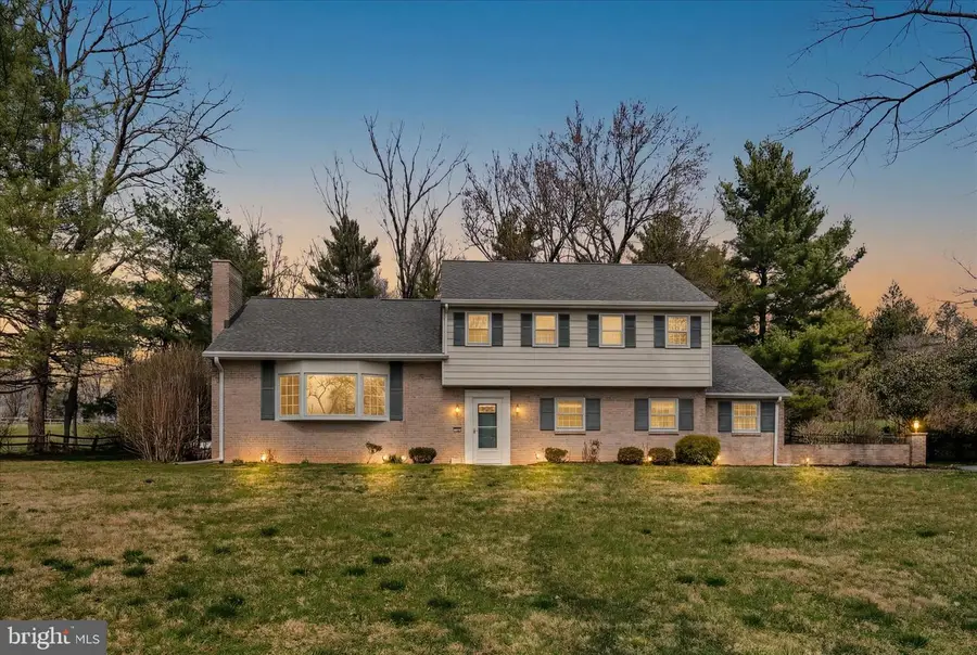 2341 Butter Rd, Lancaster, PA 17601 - #2