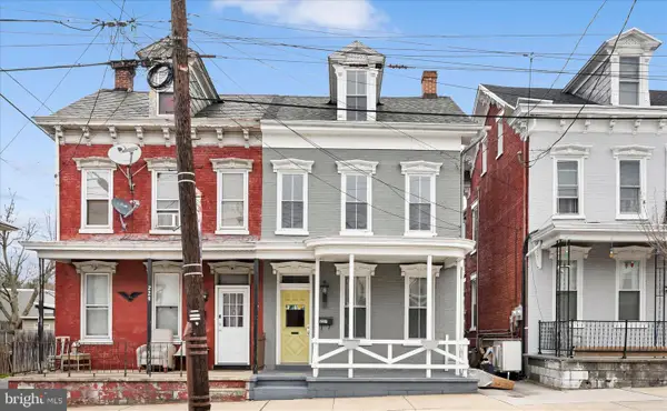 227 N 3rd St, COLUMBIA, PA 17512